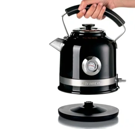Chaleira Elétrica Ariete 2854 Moderna Preta 1,7L  220V 1850W