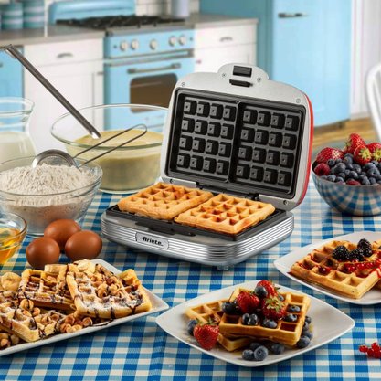 Máquina de Waffle Ariete Retrô Party Time Vermelha 700W 220V